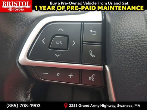 Used 2023 Toyota Highlander XLE AWD/4WD image 30