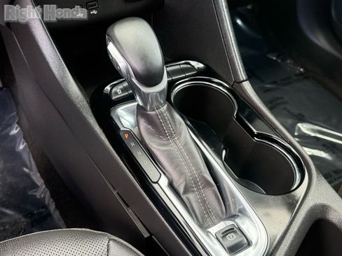 Used 2024 Buick Encore GX Sport Touring image 22