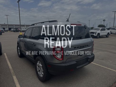 Used 2022 Ford Bronco Sport AWD/4WD image 3