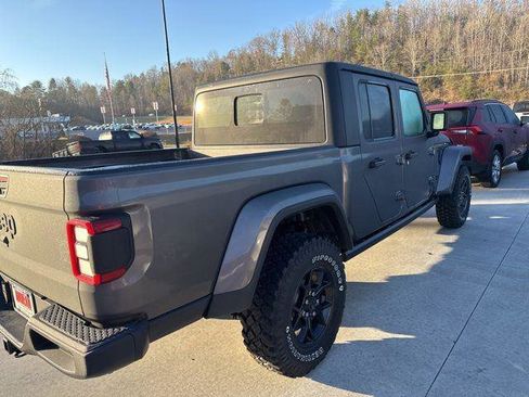 New 2026 Jeep Gladiator Willys image 4