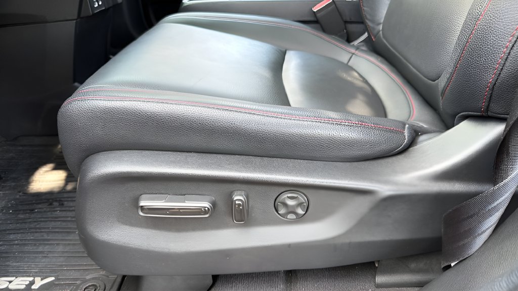 Used 2026 Honda Odyssey Sport-L image 16