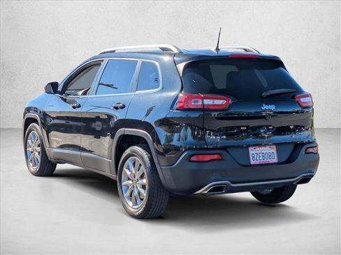 Used 2016 Jeep Cherokee Limited image 7