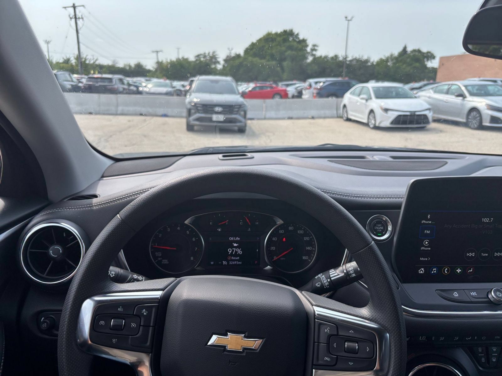 Used 2025 Chevrolet Blazer LT FWD image 34