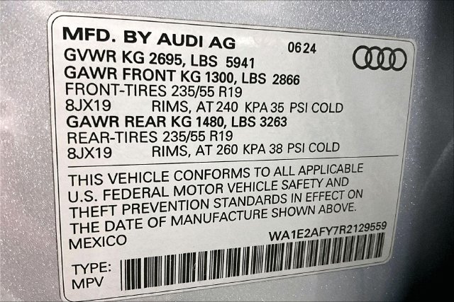 Used 2024 Audi Q5 e Premium Plus w/ Premium Plus Package AWD/4WD image 23