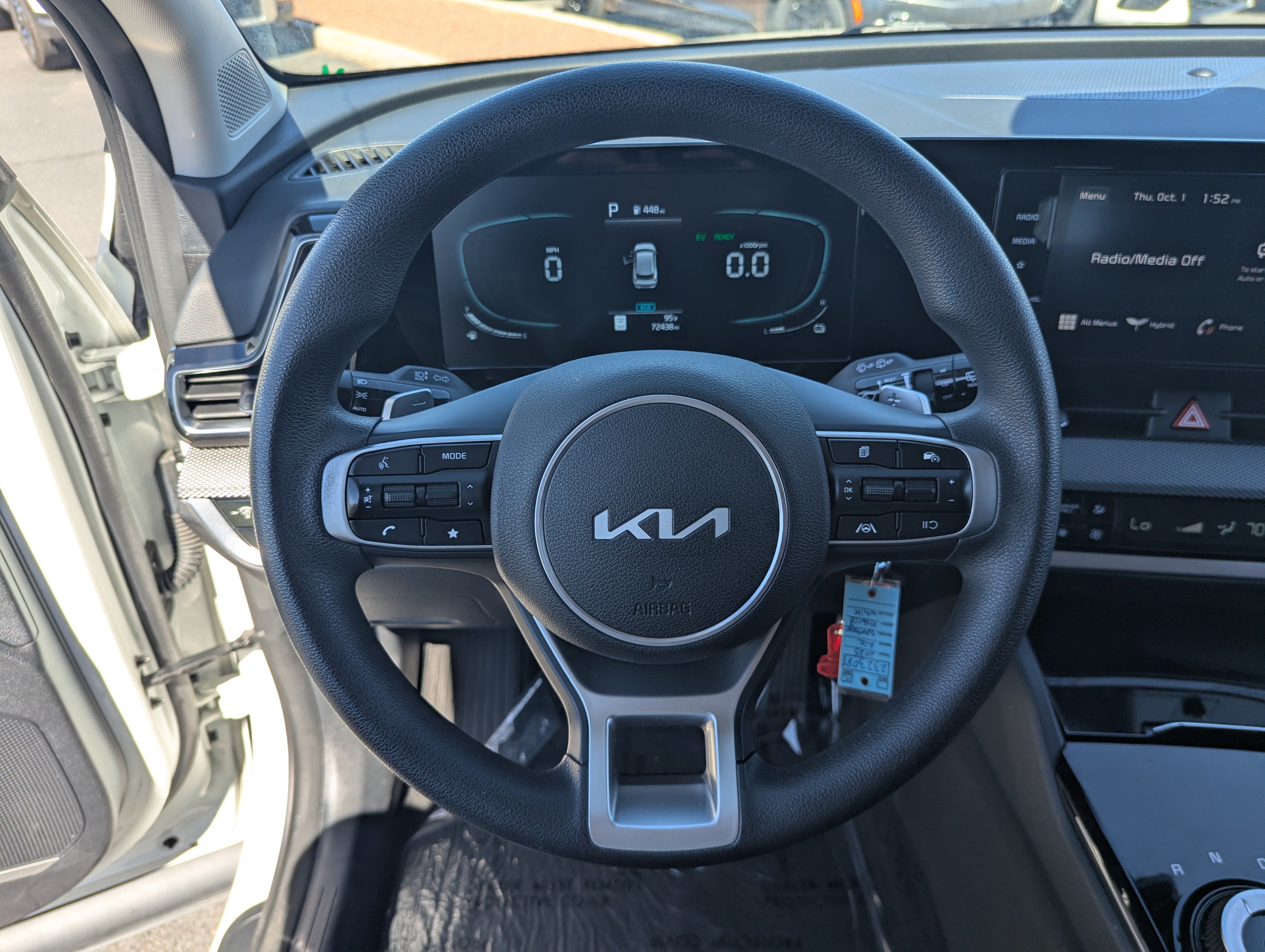 Used 2025 Kia Sportage LX FWD image 22