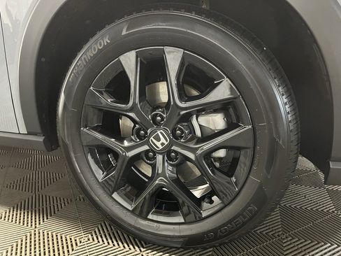 Used 2024 Honda HR-V Sport image 3