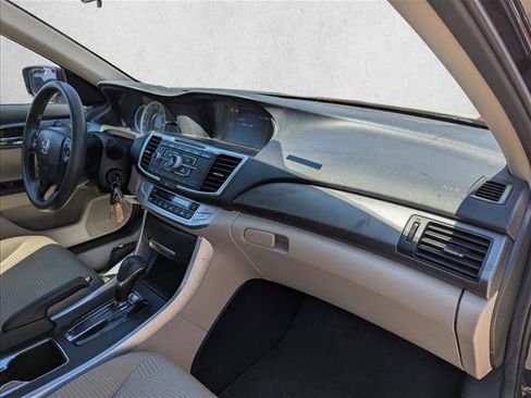 Used 2015 Honda Accord LX image 25