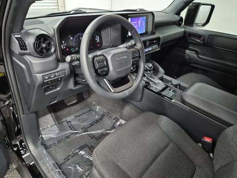 Used 2024 Toyota Land Cruiser image 19