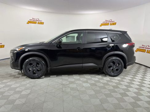 New 2026 Nissan Rogue SV FWD image 2