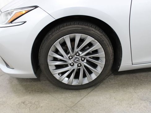 Used 2020 Lexus ES 350 Luxury image 31