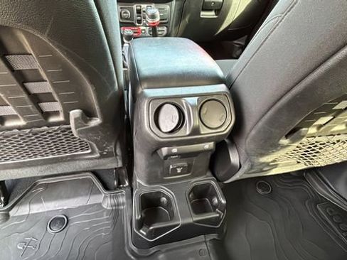 Used 2020 Jeep Wrangler Unlimited Rubicon image 20