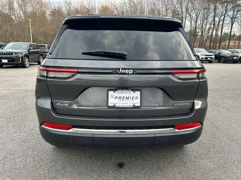 Used 2023 Jeep Grand Cherokee Laredo X AWD/4WD image 6