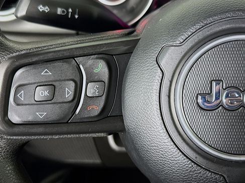 Used 2023 Jeep Wrangler Sport image 13