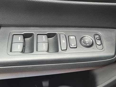 Certified 2025 Honda CR-V Sport image 32
