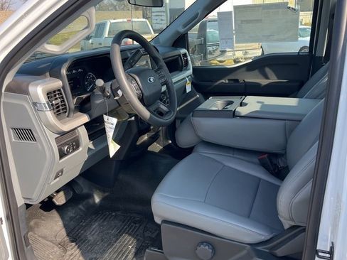 New 2024 Ford F550 4x4 Regular Cab Super Duty image 10