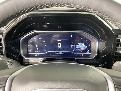 Used 2023 GMC Sierra 1500 SLT w/ SLT Premium Plus Package image 24