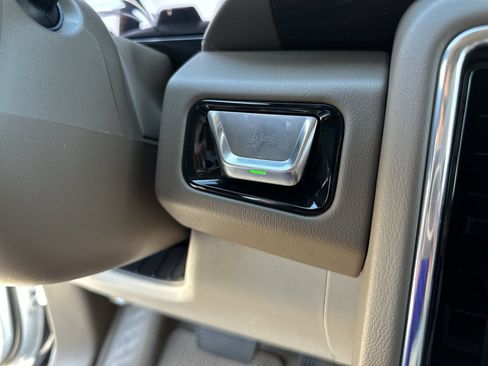 New 2026 GMC Yukon Denali w/ Advanced Technology Package AWD/4WD image 17