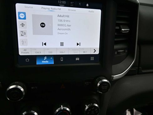 Used 2024 RAM 2500 Big Horn image 17