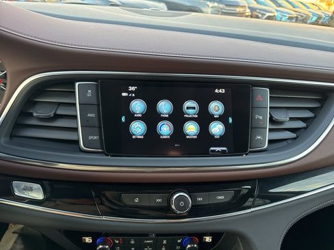 Used 2018 Buick Enclave Avenir w/ Avenir Technology Package image 24