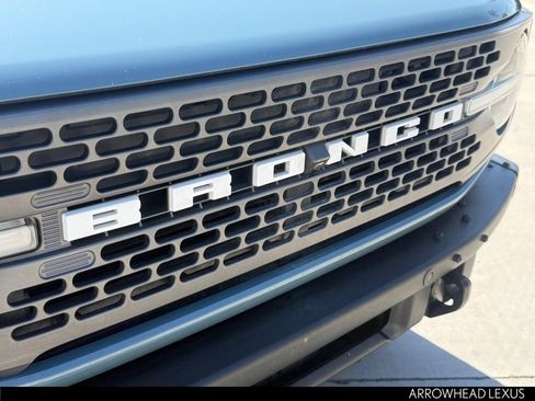 Used 2022 Ford Bronco Badlands image 32