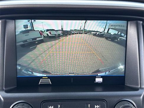 Used 2022 GMC Canyon AT4 image 25