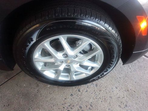 Used 2022 Chevrolet Equinox LT FWD image 26