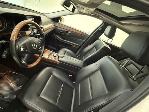 Used 2011 Mercedes-Benz E 350 Sedan image 15