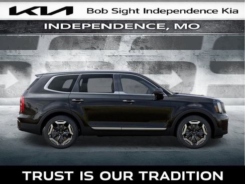New 2025 Kia Telluride S image 7