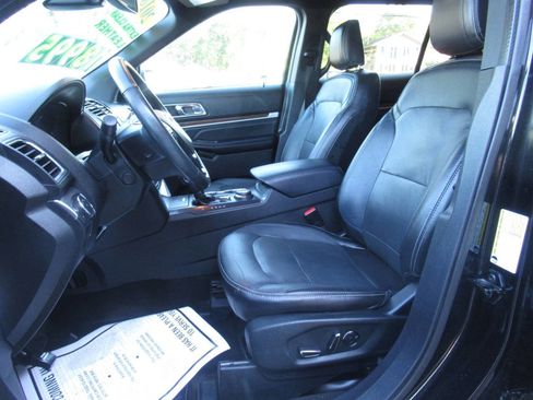 Used 2018 Ford Explorer Limited w/ Equipment Group 301A image 21
