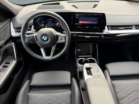 Certified 2025 BMW X2 xDrive28i AWD/4WD image 24