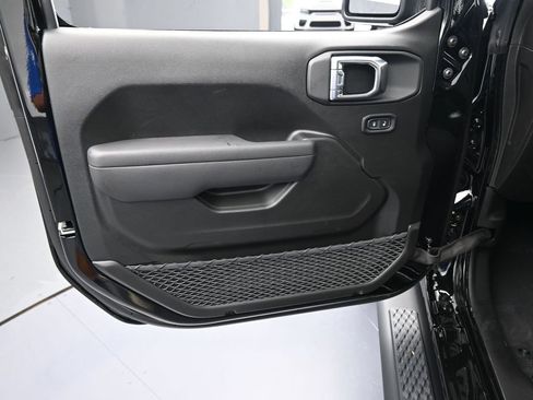 New 2026 Jeep Gladiator Sport image 12