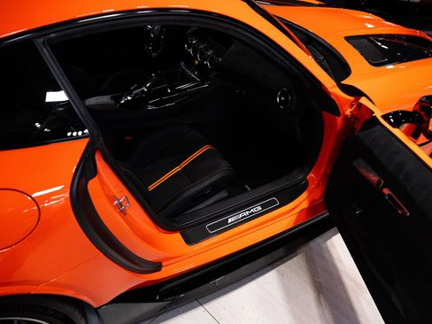 Used 2021 Mercedes-Benz AMG GT Black Series image 40