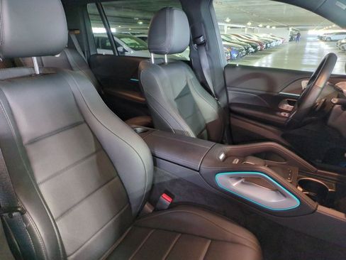 Used 2022 Mercedes-Benz GLS 450 4MATIC image 22