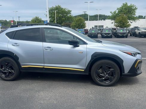Used 2024 Subaru Crosstrek 2.5i Sport AWD/4WD image 3