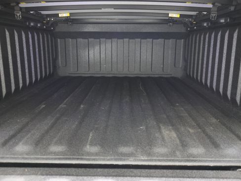 Used 2025 RAM 1500 Limited AWD/4WD image 32