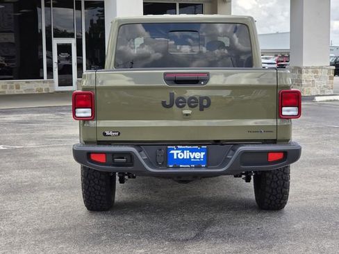 New 2026 Jeep Gladiator Sport AWD/4WD image 5