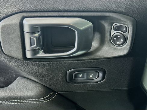 Used 2023 Jeep Wrangler Sahara w/ Dual Top Group image 15