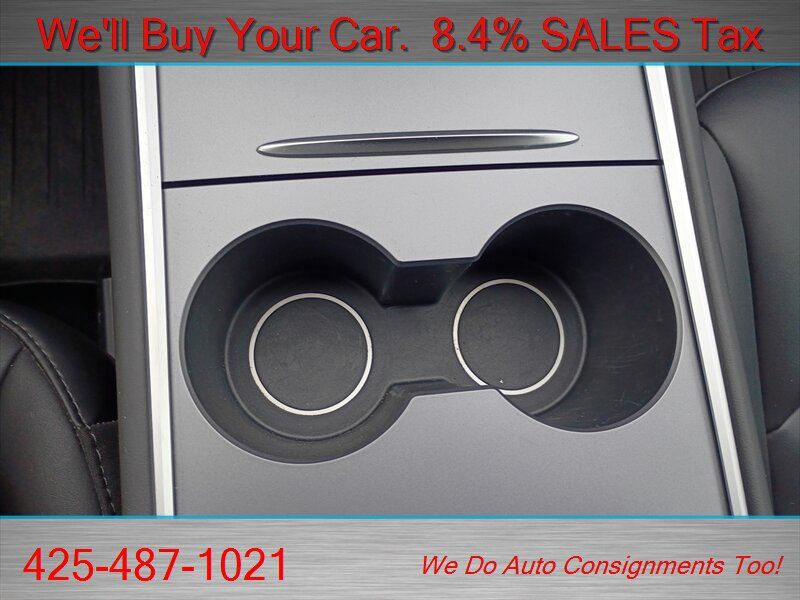 Used 2024 Tesla Model Y Long Range AWD/4WD image 31