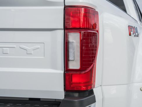 Used 2022 Ford F350 Lariat w/ Lariat Ultimate Package image 7