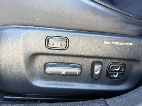 Used 2005 Lexus LS 430 RWD image 28
