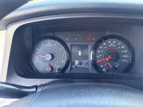 Used 2017 Toyota Sienna LE FWD image 21
