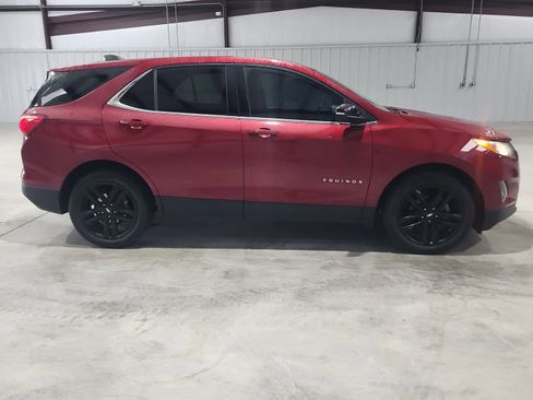 Used 2020 Chevrolet Equinox LT w/ Sport Edition image 6