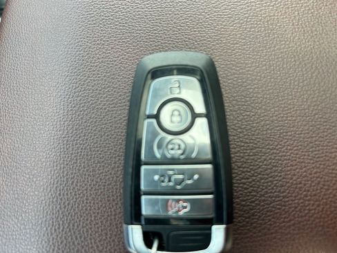 Used 2023 Ford F150 Lariat w/ Equipment Group 502A High AWD/4WD image 31