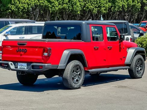 Used 2021 Jeep Gladiator Sport w/ Trailer Tow Package AWD/4WD image 4