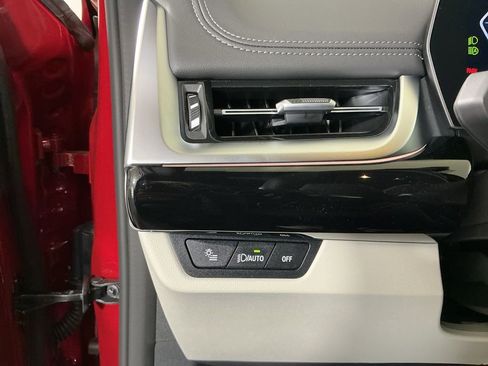 New 2026 BMW X1 xDrive28i w/ Technology Package image 17