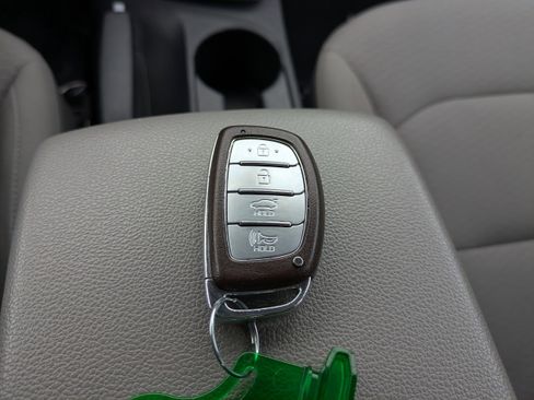 Used 2019 Hyundai Elantra Value Edition FWD image 27