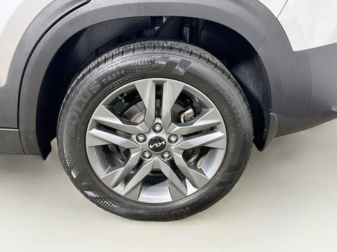 Used 2023 Kia Seltos LX AWD/4WD image 28