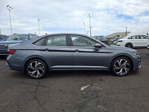 Certified 2026 Volkswagen Jetta SEL FWD image 8