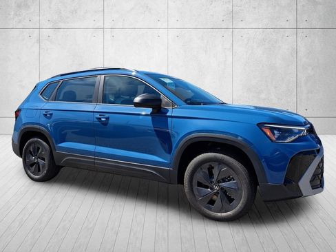 New 2026 Volkswagen Taos S FWD image 3