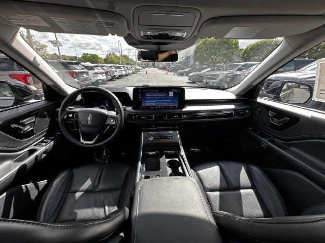 Certified 2025 Lincoln Aviator Reserve w/ Illumination Package AWD/4WD image 16